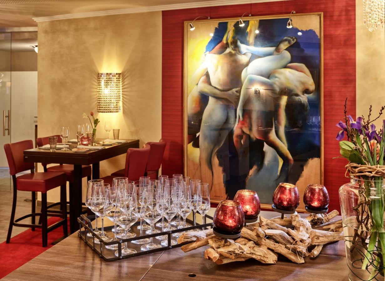 Hotel Erasmus - Mein Genuss- Und Wellnesshotel Trassem ภายนอก รูปภาพ