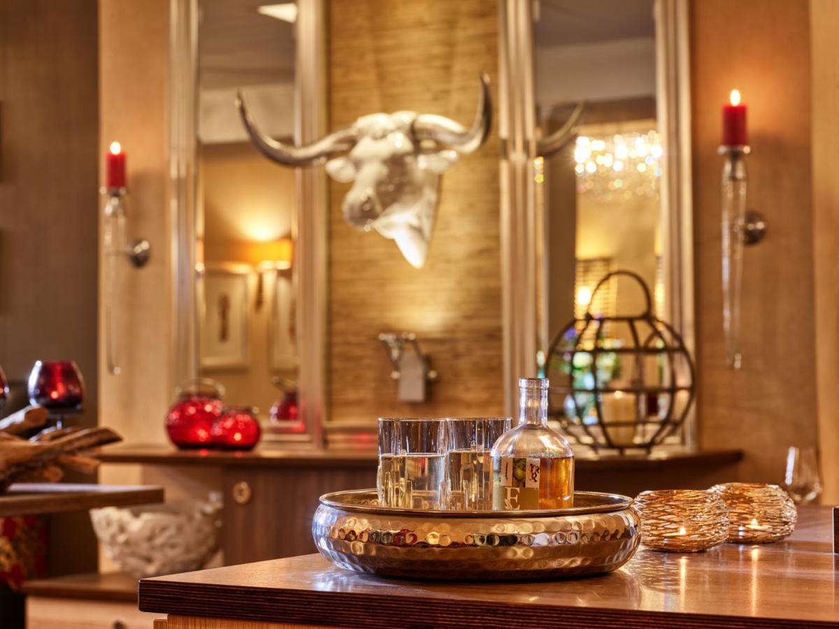 Hotel Erasmus - Mein Genuss- Und Wellnesshotel Trassem ภายนอก รูปภาพ