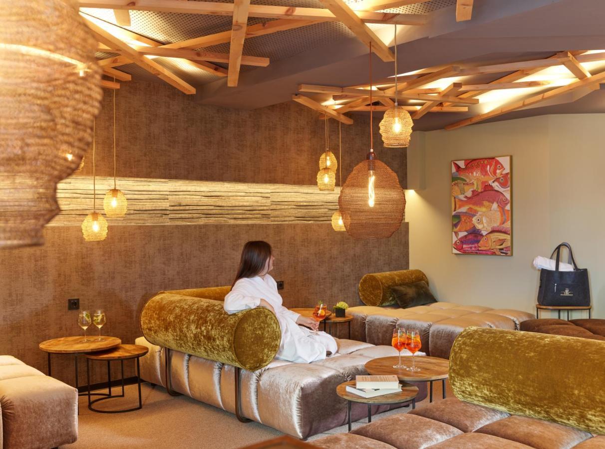 Hotel Erasmus - Mein Genuss- Und Wellnesshotel Trassem ภายนอก รูปภาพ