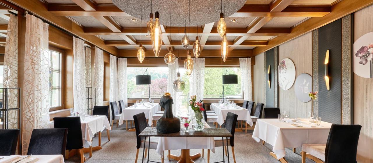 Hotel Erasmus - Mein Genuss- Und Wellnesshotel Trassem ภายนอก รูปภาพ