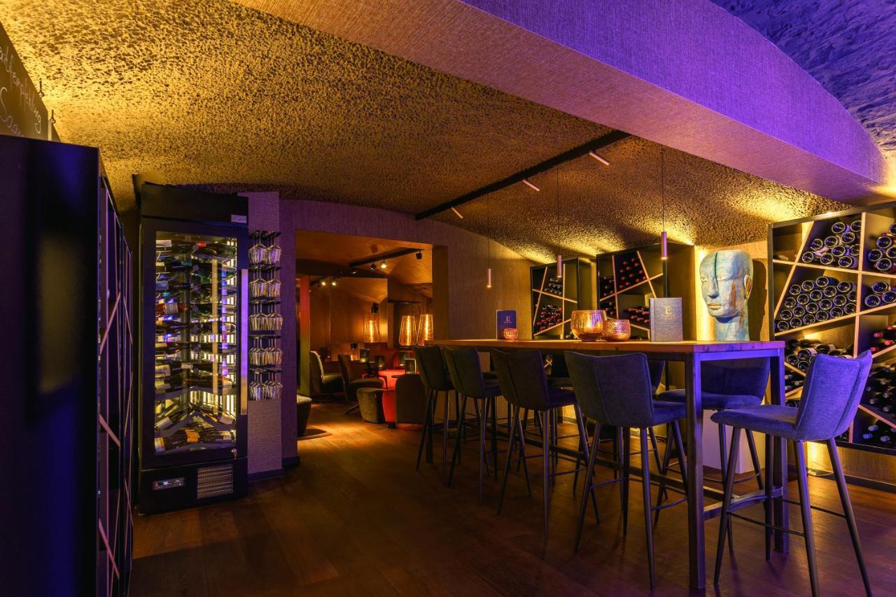 Hotel Erasmus - Mein Genuss- Und Wellnesshotel Trassem ภายนอก รูปภาพ