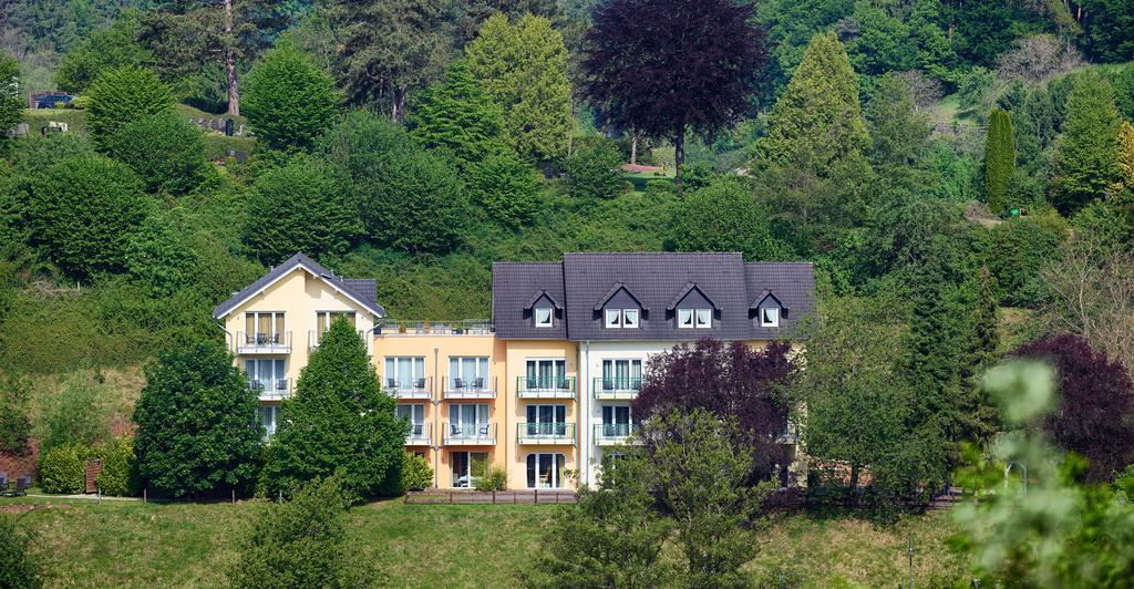 Hotel Erasmus - Mein Genuss- Und Wellnesshotel Trassem ภายนอก รูปภาพ