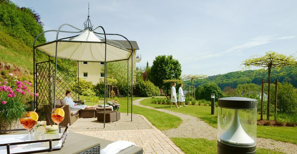 Hotel Erasmus - Mein Genuss- Und Wellnesshotel Trassem ภายนอก รูปภาพ